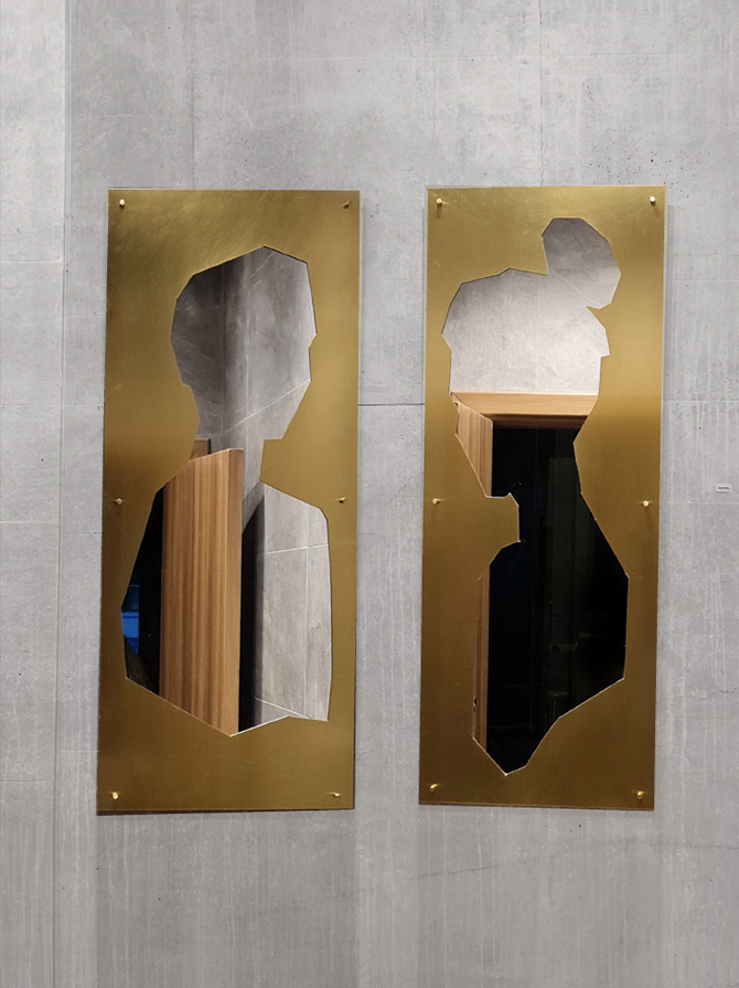 SC011 HIS/HER Mirror